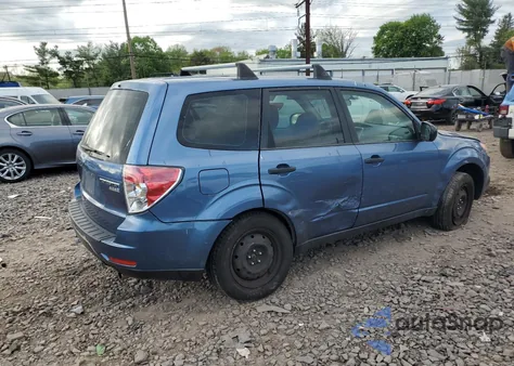 2010 Subaru Forester 2.5X z USA, uszkodzony, nr VIN JF2SH6AC3AH748050